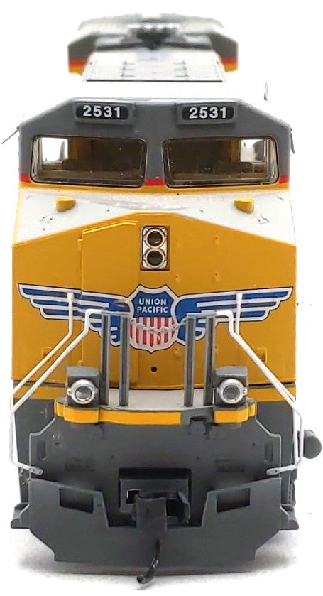 Walthers 910-20173 HO Union Pacific GE ES44AH Diesel Locomotive Sound/DCC #2531 EX/Box