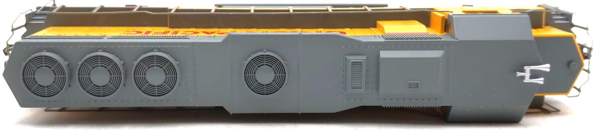 Bachmann 63528 HO Union Pacific EMD GP40 Diesel Locomotive Standard DC #657 LN/Box