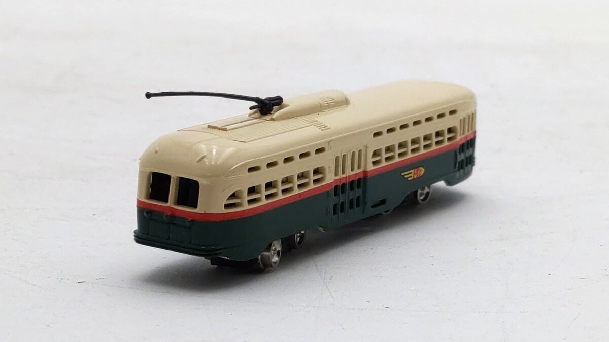 Bachmann 62995 N Scale PCC Streamline Trolley EX