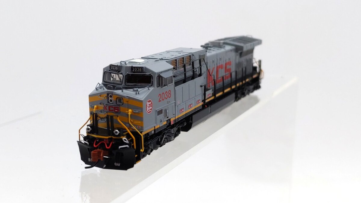 Scale Trains SXT40616 N Scale Kansas City Southern AC4400 Diesel Engine #2038 LN/Box