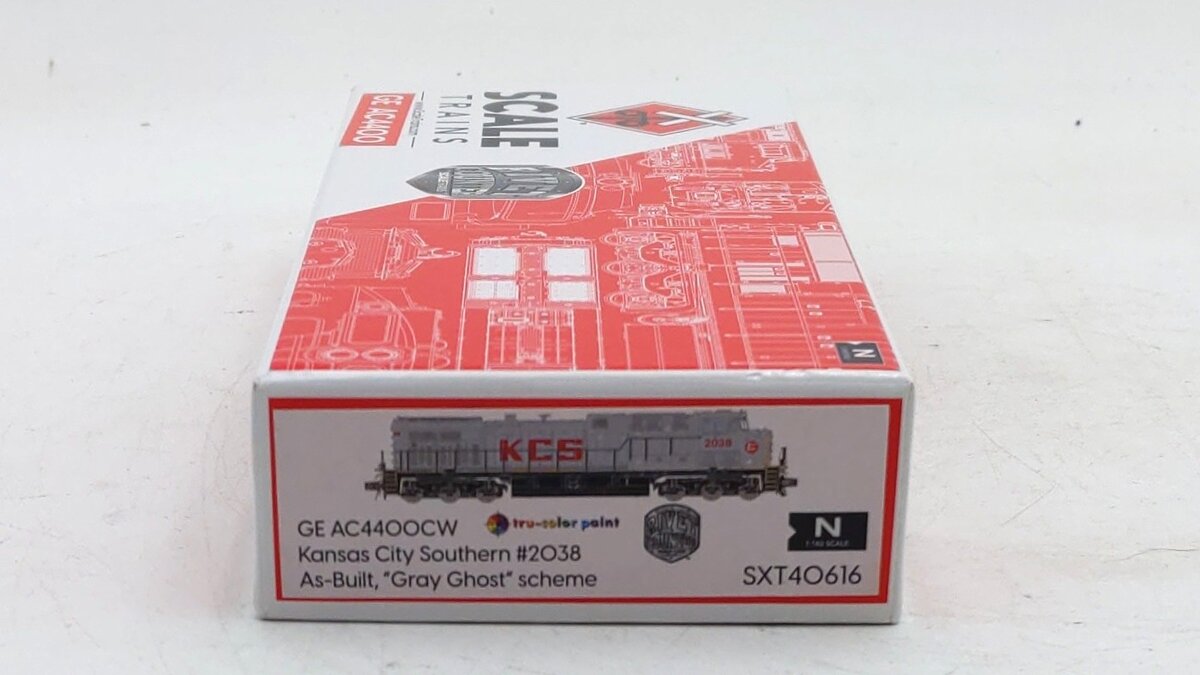 Scale Trains SXT40616 N Scale Kansas City Southern AC4400 Diesel Engine #2038 LN/Box