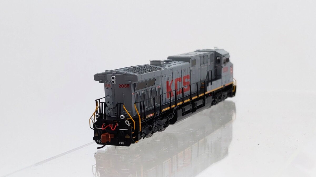 Scale Trains SXT40616 N Scale Kansas City Southern AC4400 Diesel Engine #2038 LN/Box