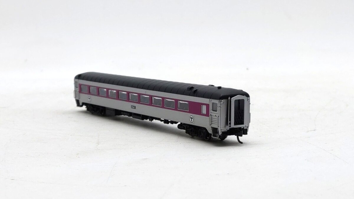 Rapido Trains 517029 N Scale MBTA 8600-Series Coach Passenger Car #2562