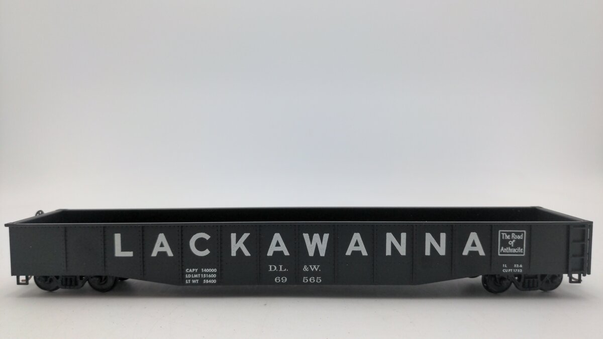 American Models 4413 S Scale Lackawanna 52' Gondola #69565 EX/Box