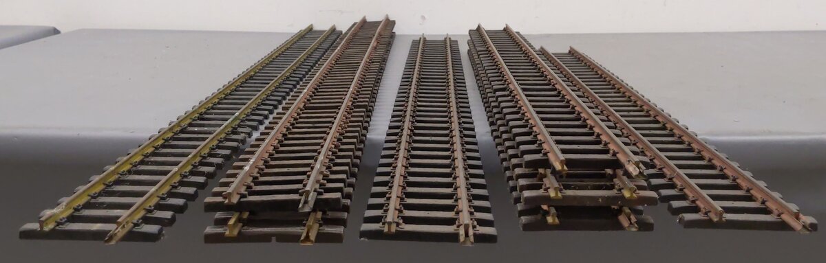 Aristo Craft & Other G Scale Assorted Straight Tracks [8]