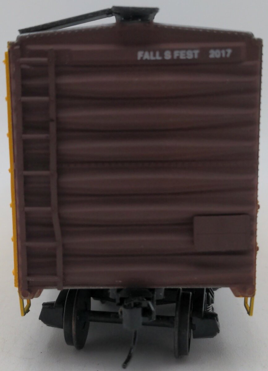 American Models 2017 S Gauge MNX National Car Company Fall Fest Boxcar #1915 EX/Box