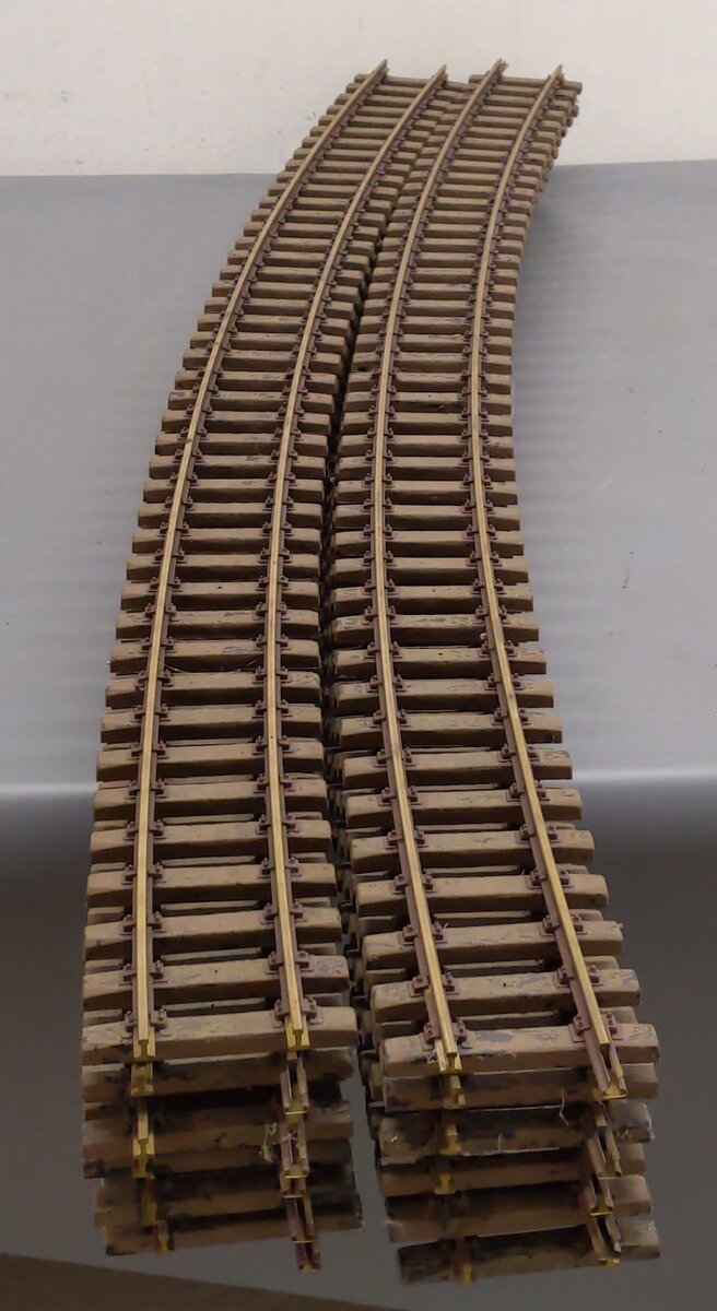 Aristo-Craft 11820 Euro Brass 20 Ft. Diameter Curved Track Sections (12)