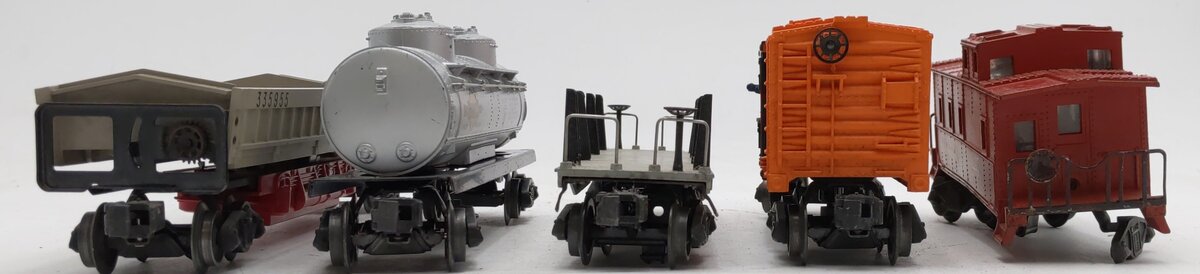 Lionel Vintage O Gauge Freight Cars #335955,6465,2411,63132,6357 [5] VG