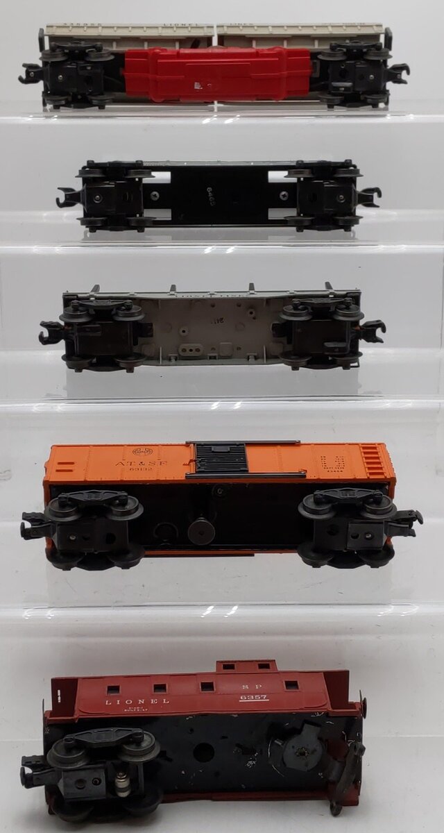 Lionel Vintage O Gauge Freight Cars #335955,6465,2411,63132,6357 [5] VG