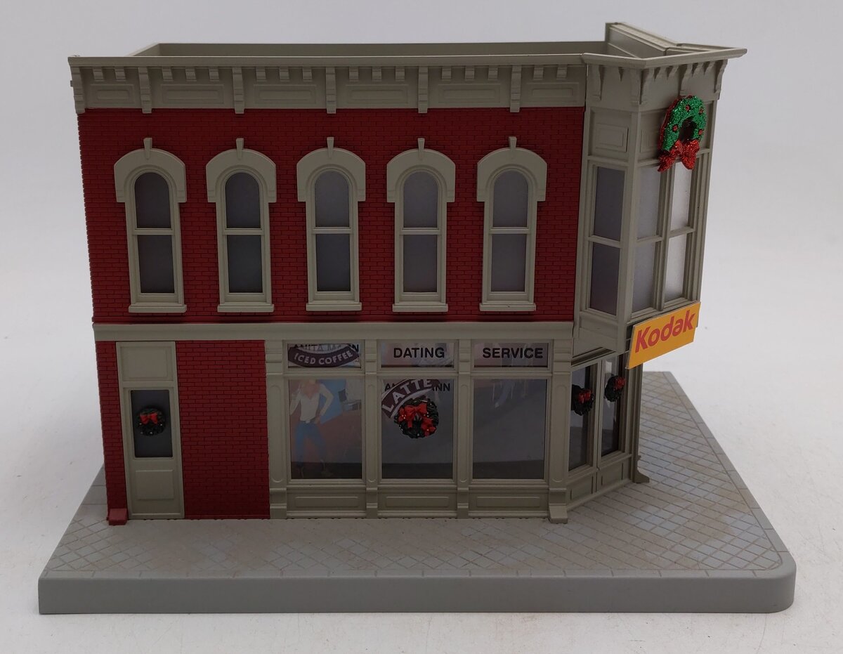 MTH 30-90233 O Assembled Anita Mann Dating Service 2-Story Building EX
