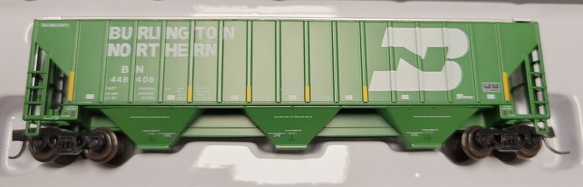 Atlas 50005915 N BNSF Trainman Thrall 4750 Covered Hopper #448408