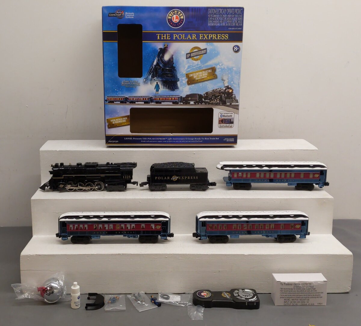 Lionel 1923030 O The Polar Express 15th Anniversary LionChief O Gauge Train Set EX/Box
