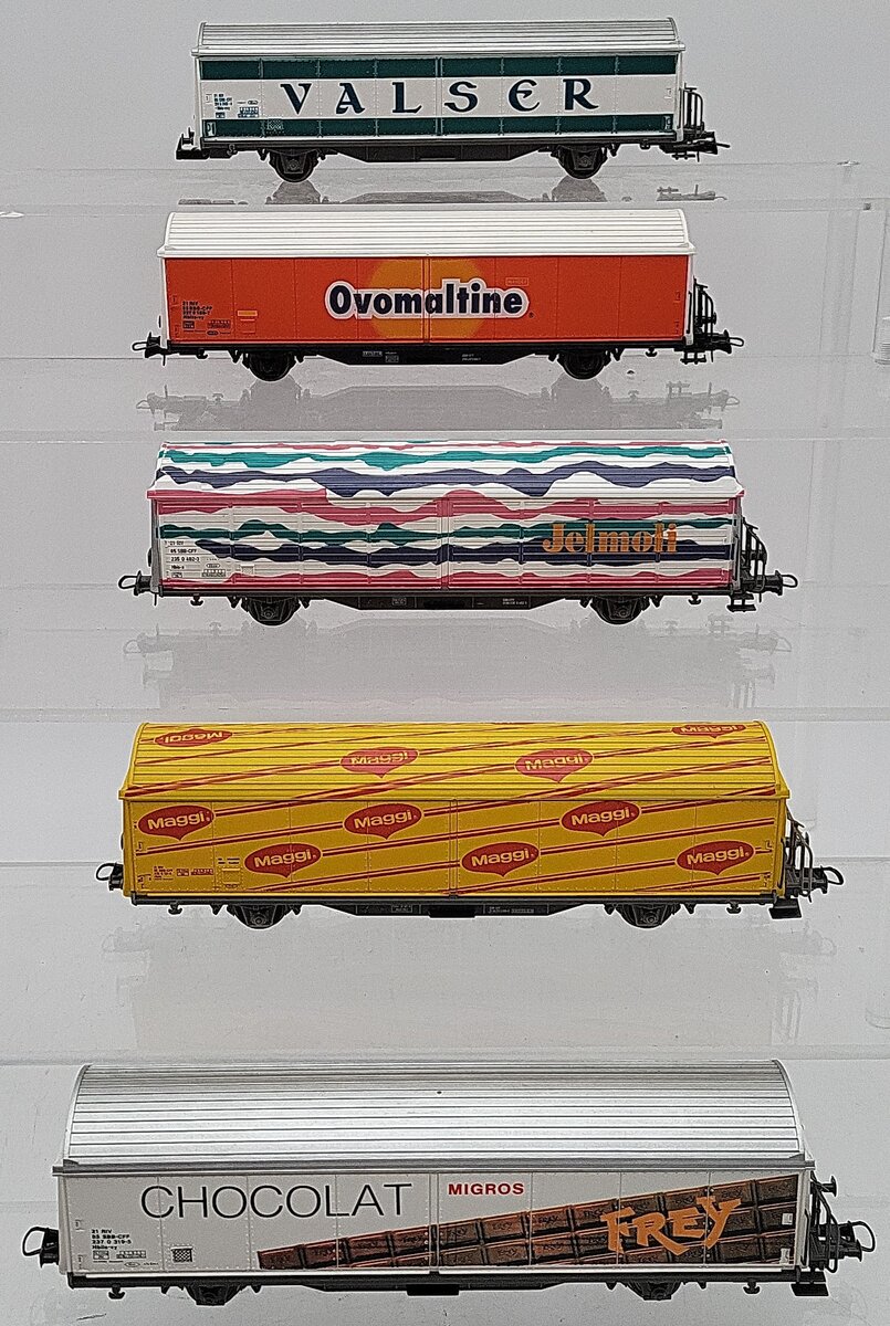 Roco HO Scale SBB Boxcar Assortment: 291033, 46399, 291035, 46593, 4340K [5] EX/Box