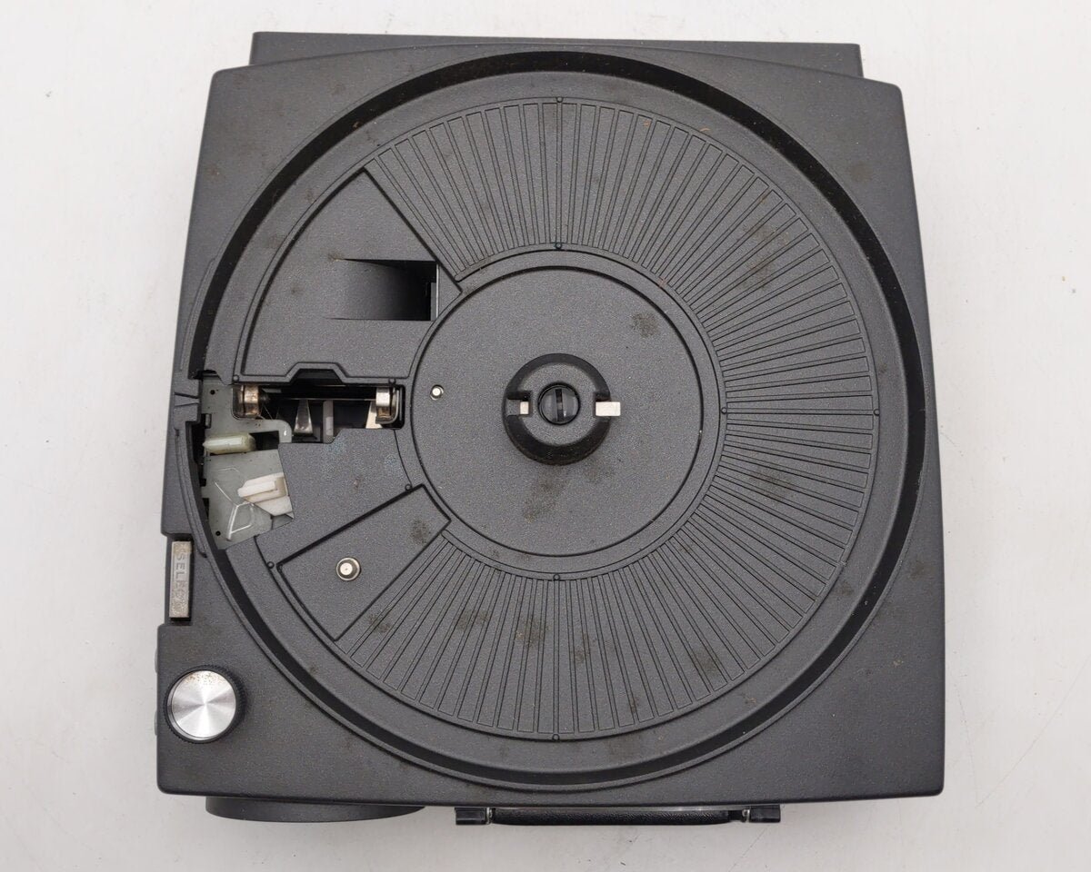 Kodak 650 35mm Carousel Slide Projector w/ Ektanar Lens EX/Box