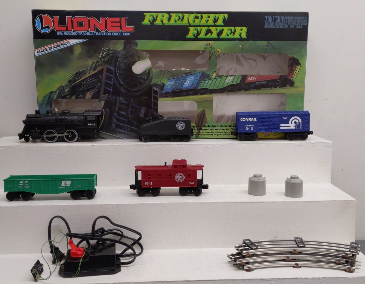 Lionel 9-1687 O/O27 Freight Flyer 6 Unit Electric Train Steam Loco Set EX/Box