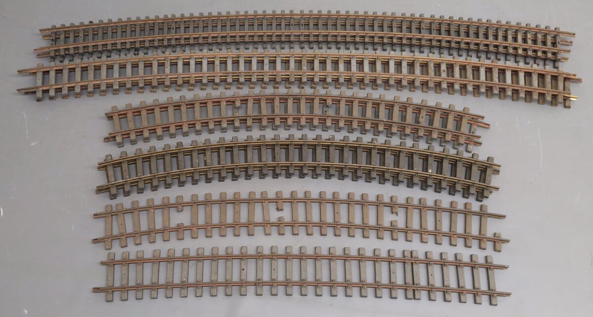 Aristo-Craft & Other G Scale Assorted Curved Track Sections [10]