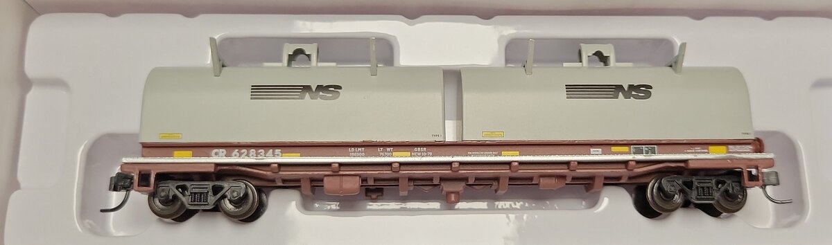 Atlas 50005713 N Conrail 48' Cushion Coil Car with NS Hood #628345 LN/Box