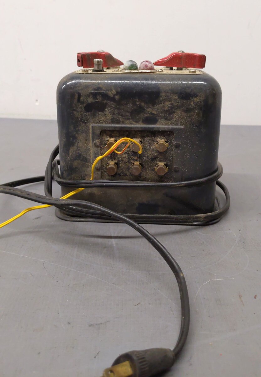 American Flyer 12B Vintage S 250 Watt Transformer w/Reverse Button VG