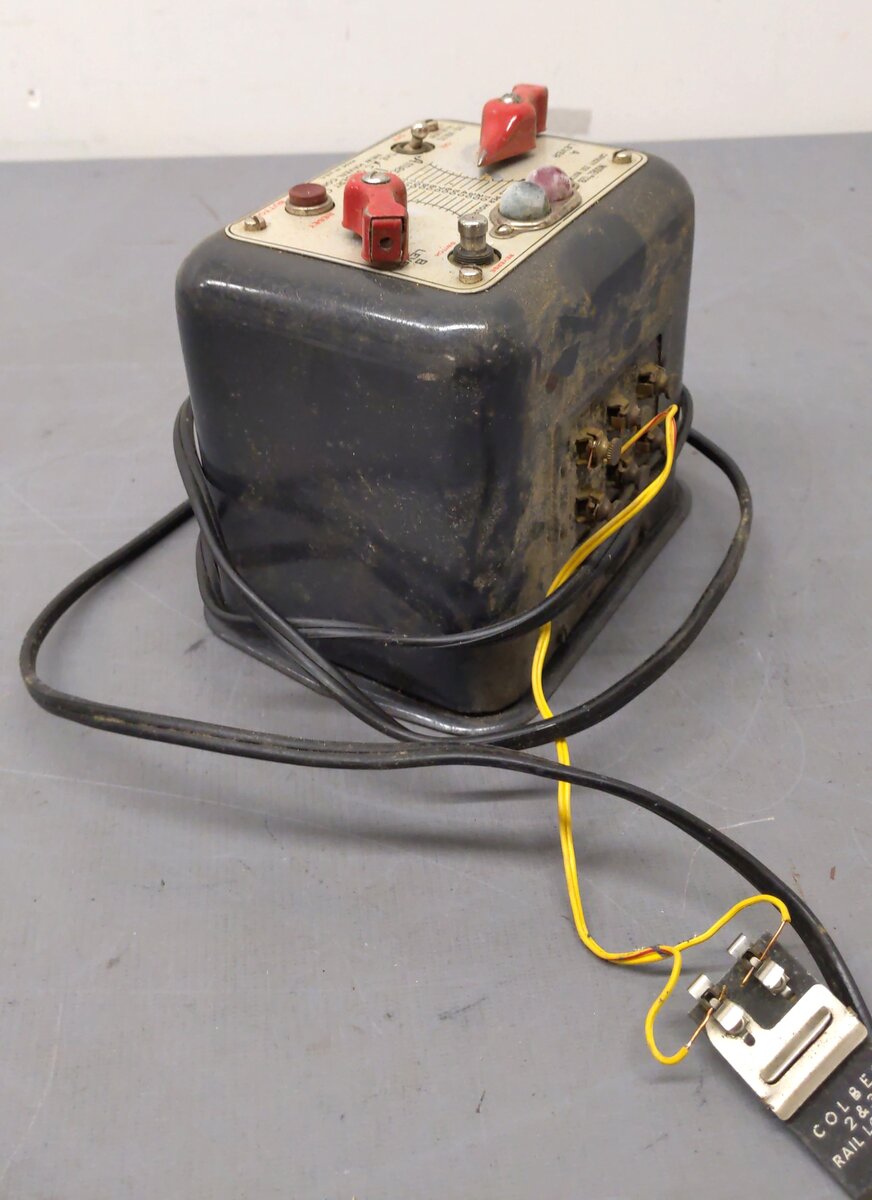 American Flyer 12B Vintage S 250 Watt Transformer w/Reverse Button VG