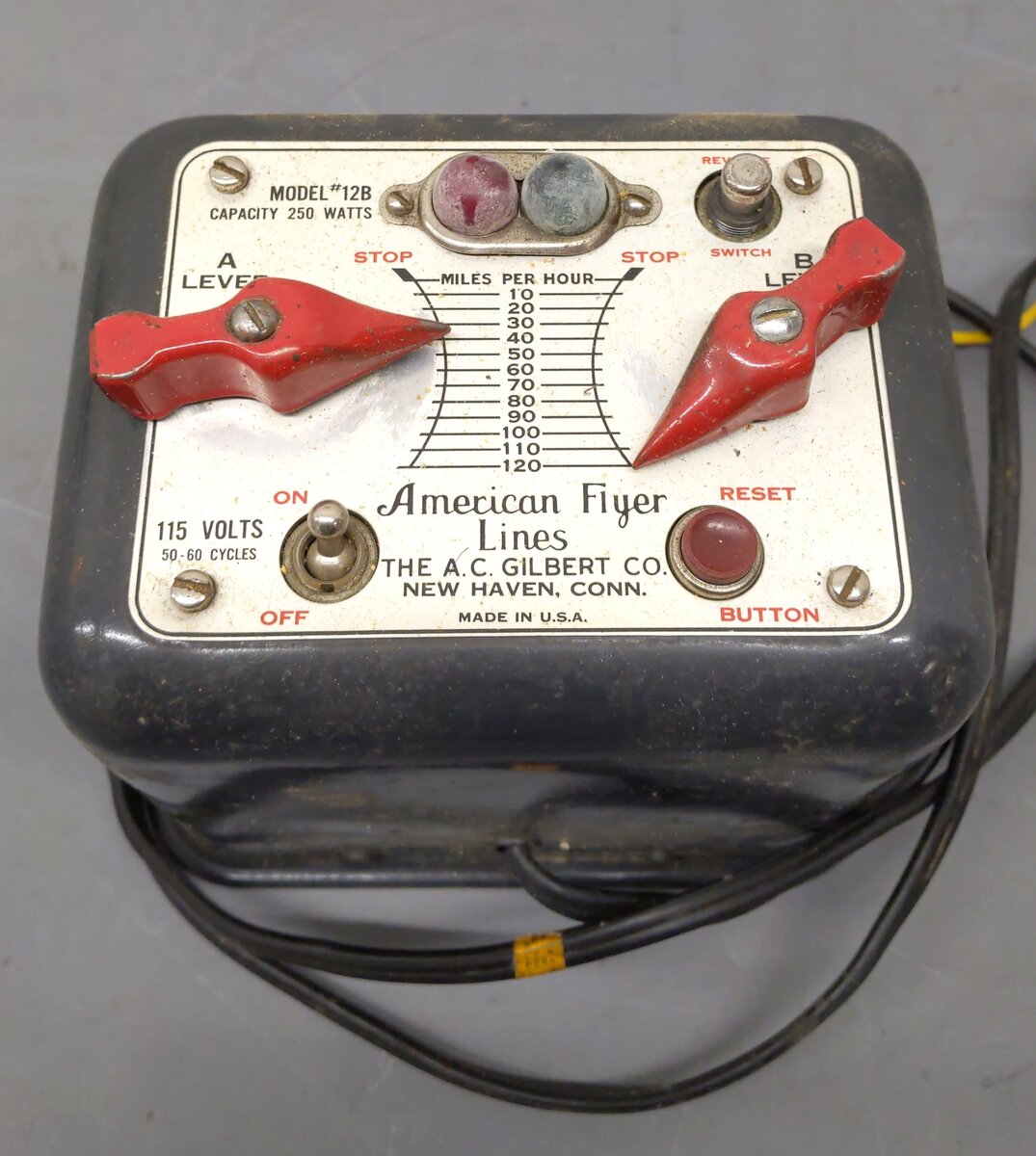 American Flyer 12B Vintage S 250 Watt Transformer w/Reverse Button VG