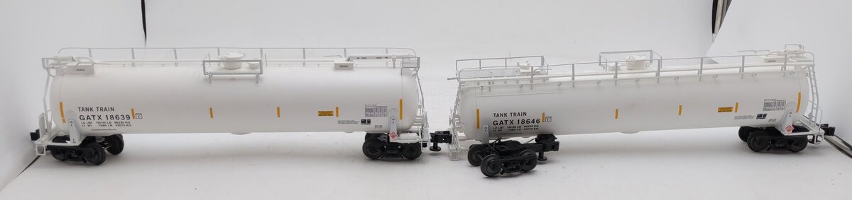 Lionel 6-85108 O TankTrain with End of Traine Device #18639/18646 (Set of 2) VG/Box