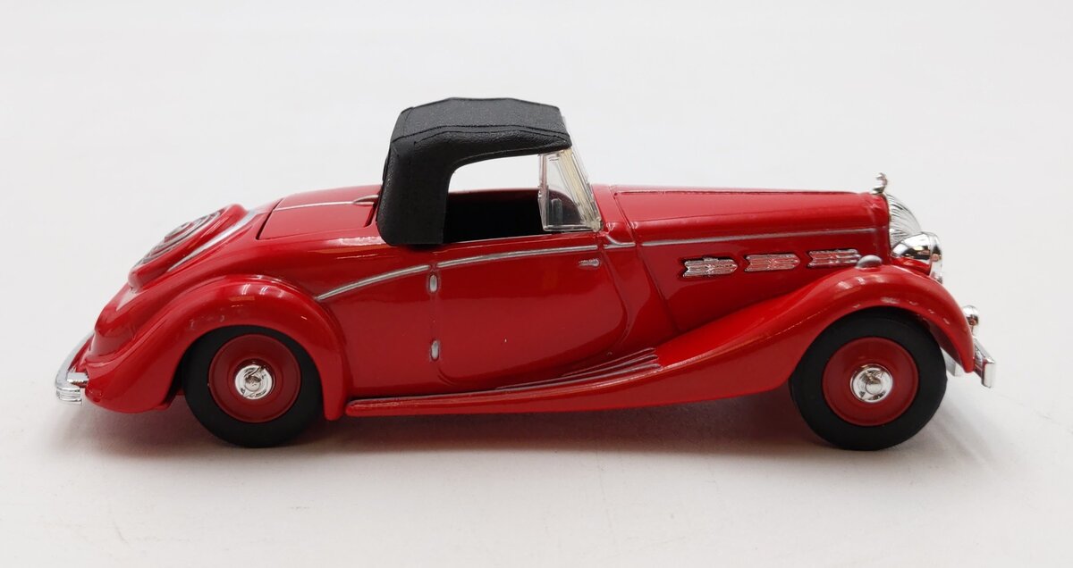 The Dinky Collection DY-S 17 1:43 1939 Triumph Dolomite EX/Box
