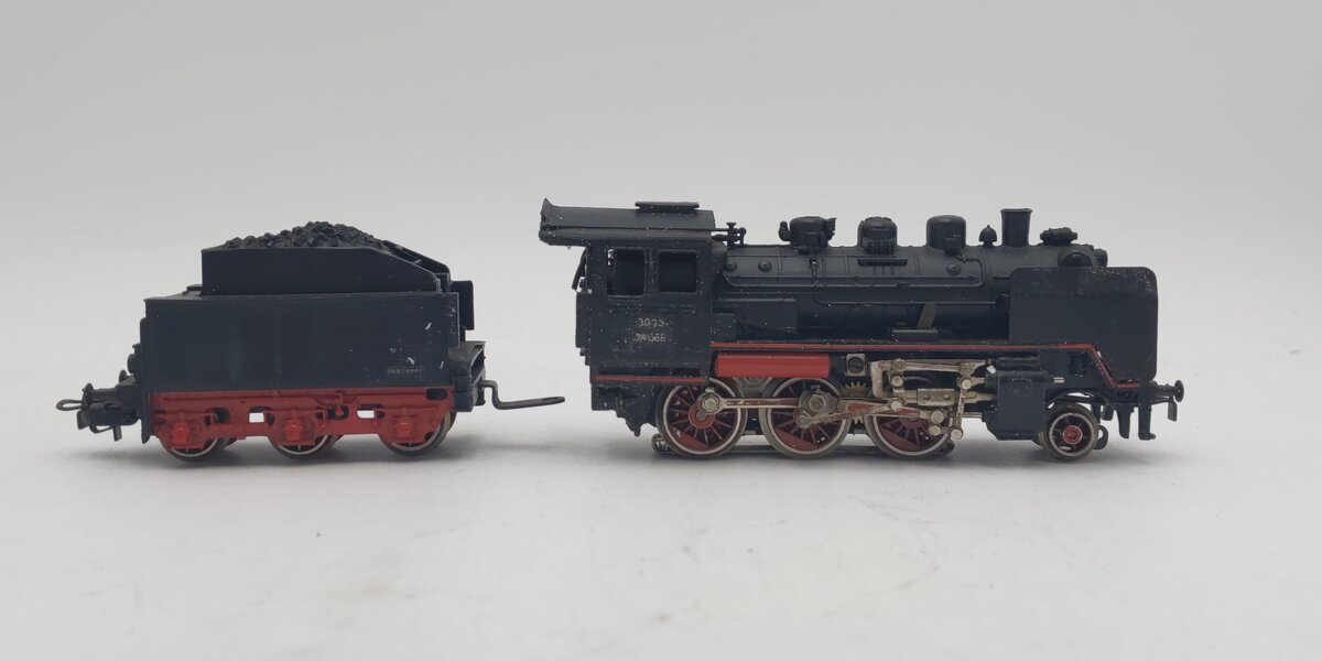 Marklin 3003 HO Scale BR 24 Steam Locomotive EX/Box