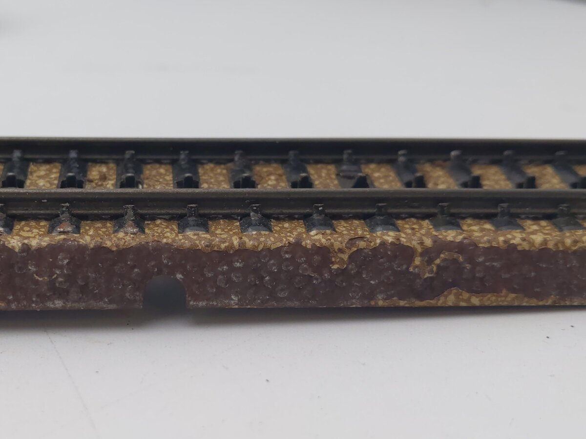 Marklin 5106 HO Scale Metal Straight Track (60)