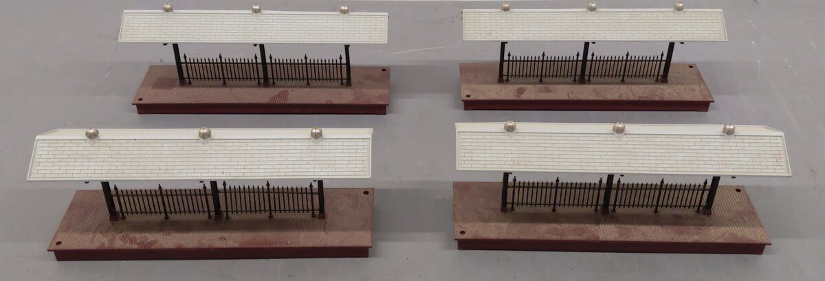 Lionel O Gauge 2256 Set of Non-Illuminated Station Platforms [4] EX
