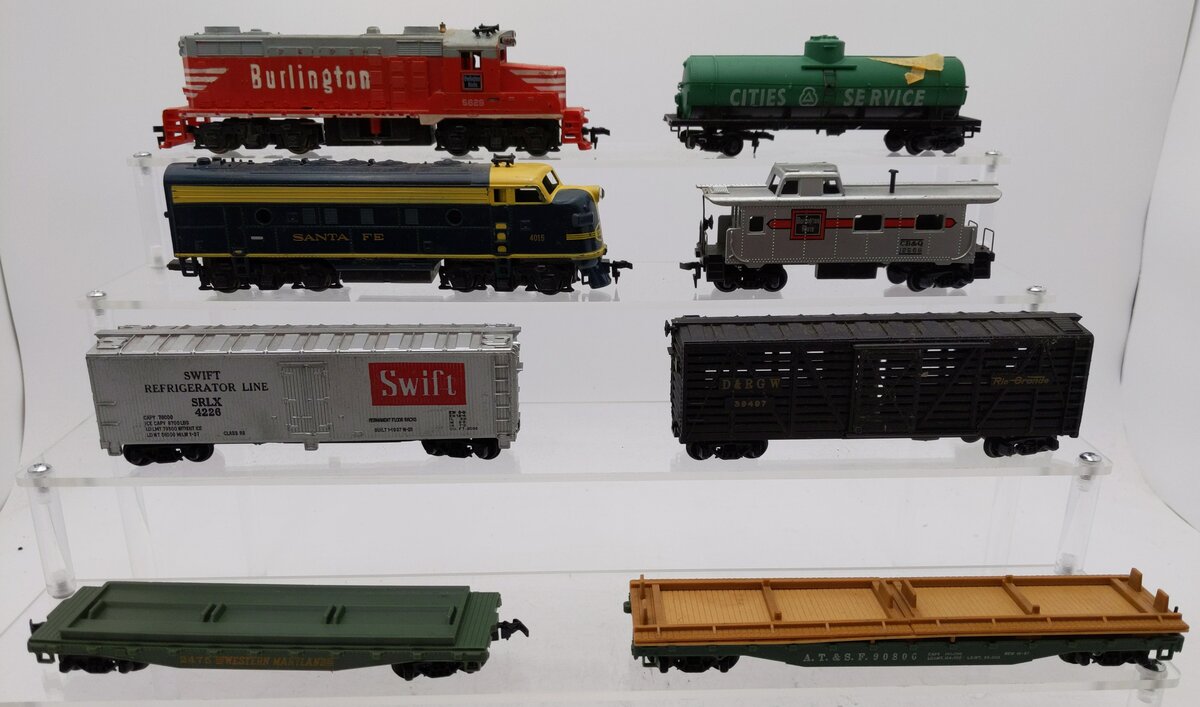 Mantua & Assorted HO Scale Locomotives & Freight Cars [8] VG