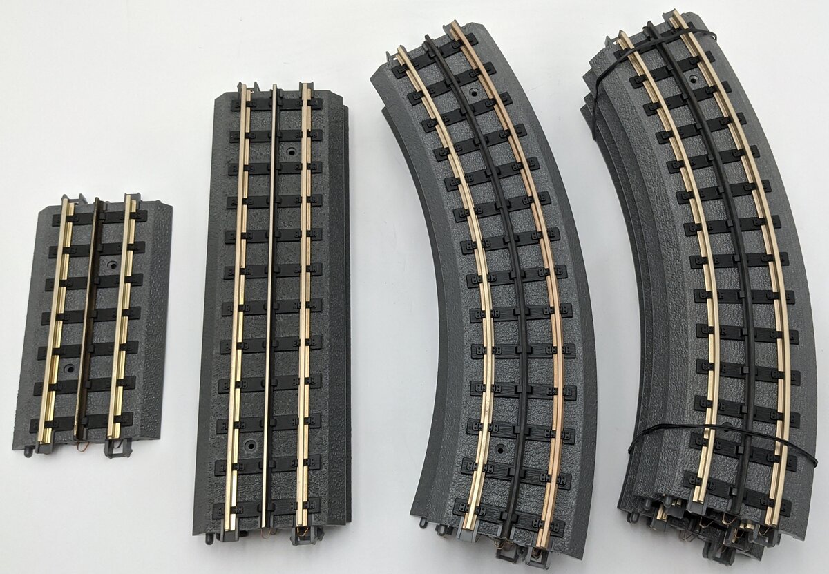 MTH O Scale Assorted Track Sections (11) NEW