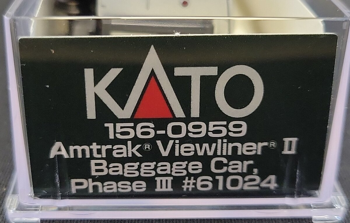Kato 156-0959 N Scale Amtrak Viewliner II Phase III Heritage Baggage Car #61024 LN/Box