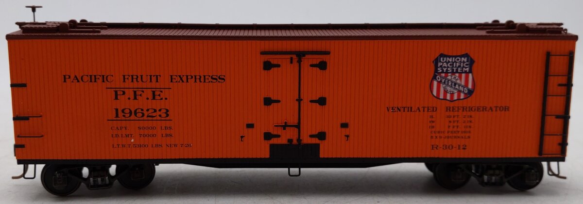 S-Helper 00566 S Pacific Fruit Express Reefer Car #19623 EX/Box