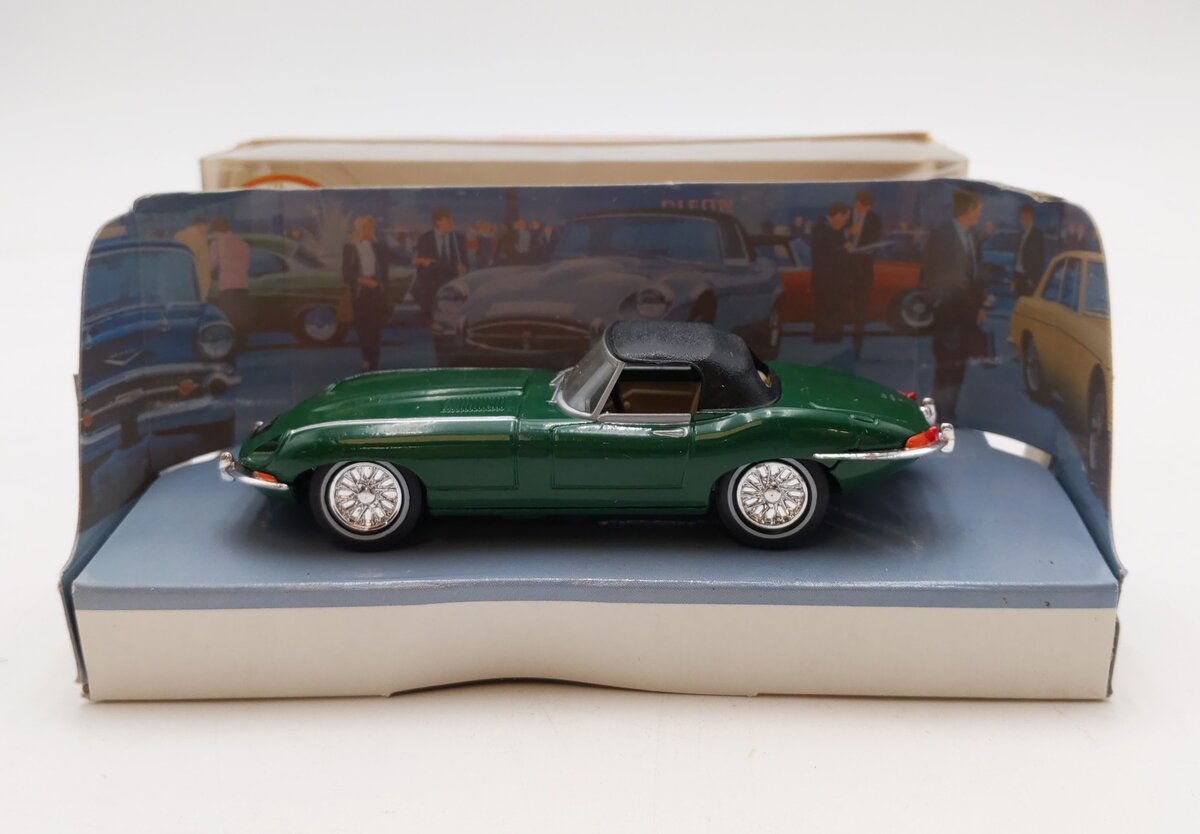 Matchbox The Dinky Collection DY-1 1:43 Scale 1968 Jaguar 'E' Type MK. 1 1/2 LN/Box
