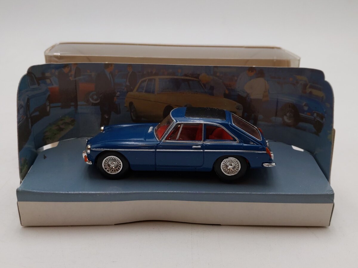 Matchbox The Dinky Collection DY-3 1:43 Scale M.G.B. GT 1965 LN/Box