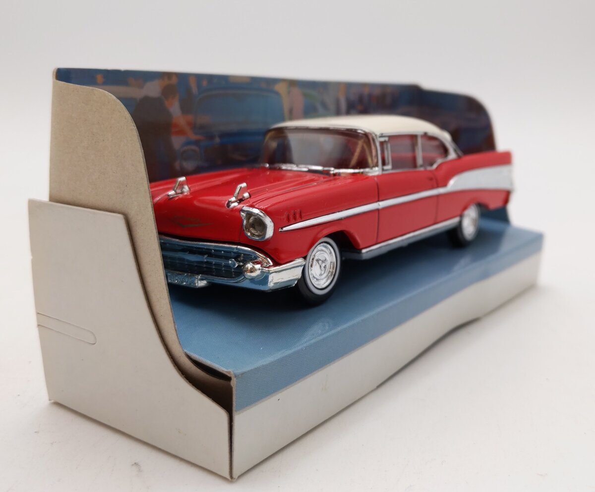 Matchbox DYG02-M 1:43 Scale 1957 Chevrolet Bel Air Diecast Car LN/Box