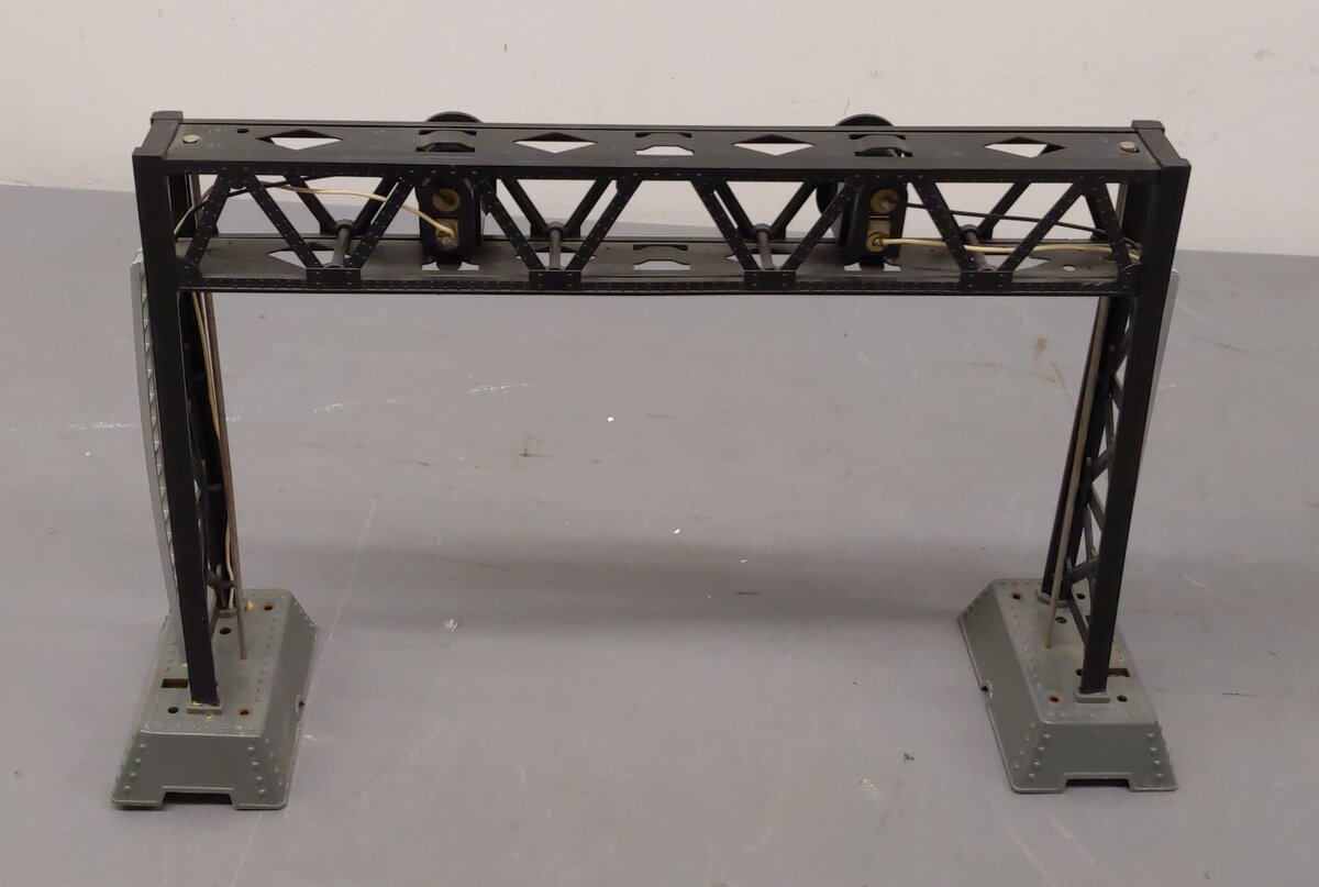O Gauge Yardtower, Light Bridge, & Water Tower [3] EX