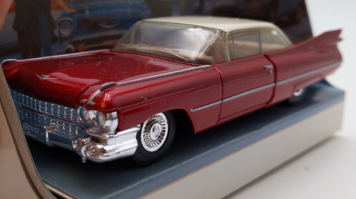 Matchbox DY-7C 1:43 Scale 1959 Cadillac Coupe De Ville LN/Box