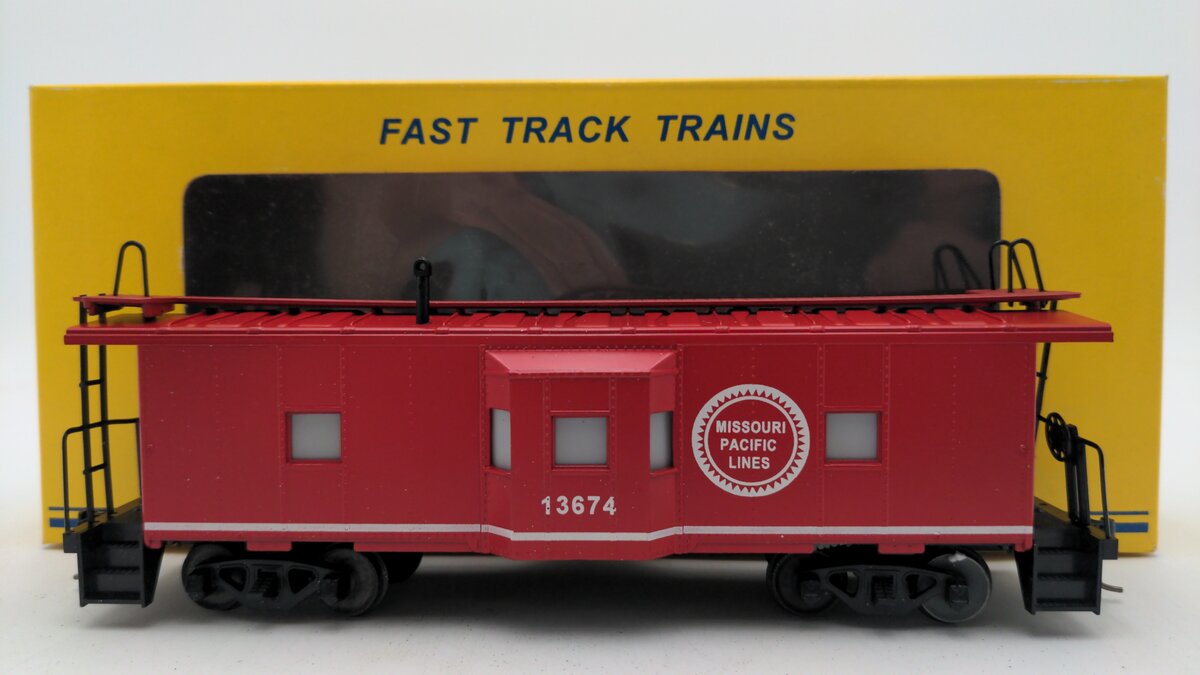 American Models 7723 S Scale Missouri Pacific Lines Caboose #13674 VG/Box