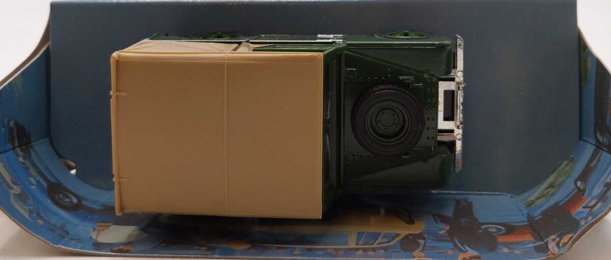 Matchbox DY-9 1:43 Scale Dinky 1949 Land Rover The Dinky Collection LN/Box