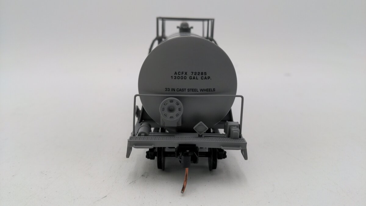 American Models S Scale ACFX Tank Car #72285 EX