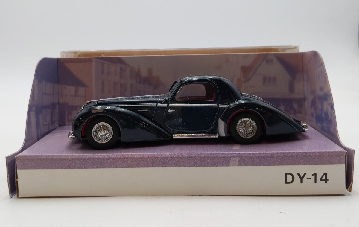 Matchbox DY-14 The Dinky Collection 1:43 Scale Delahyne 145 Dark Navy Blue LN/Box