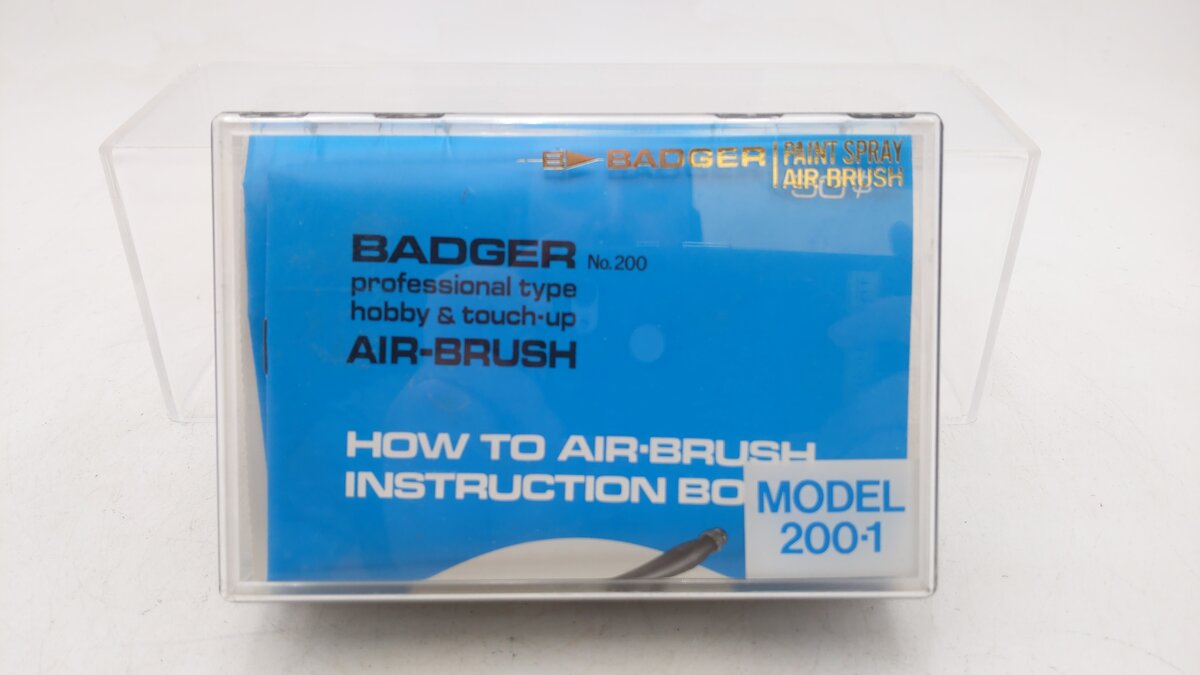 Badger 200-1 Model 200 Medium Head Siphon Feed Airbrush VG/Box
