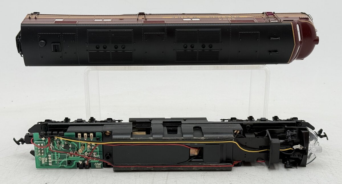 Proto 2000 21056 HO Scale Boston Maine (A unit) E7 Diesel Locomotive #3804 LN/Box