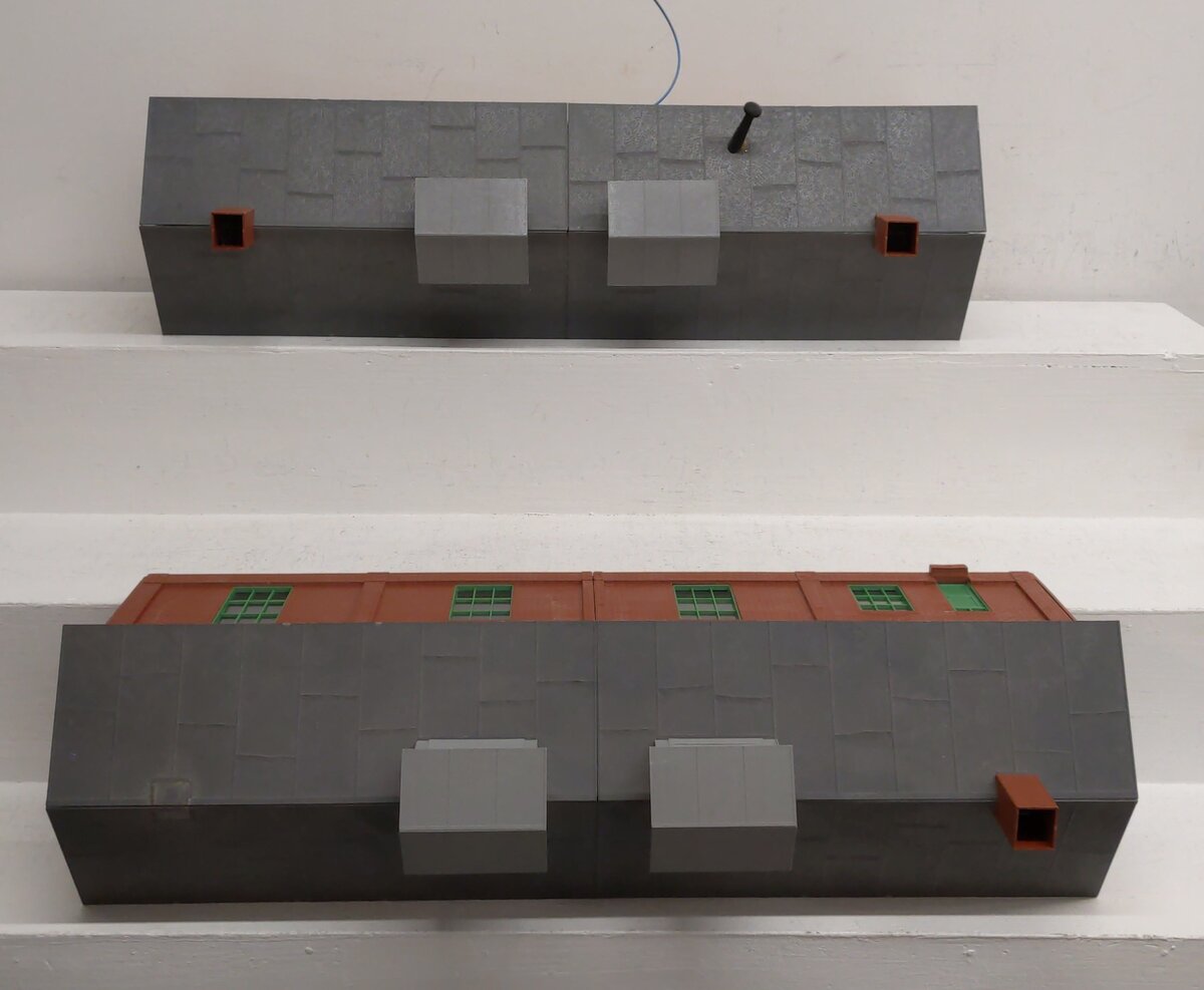 Lionel O Gauge Engine Houses [2] EX