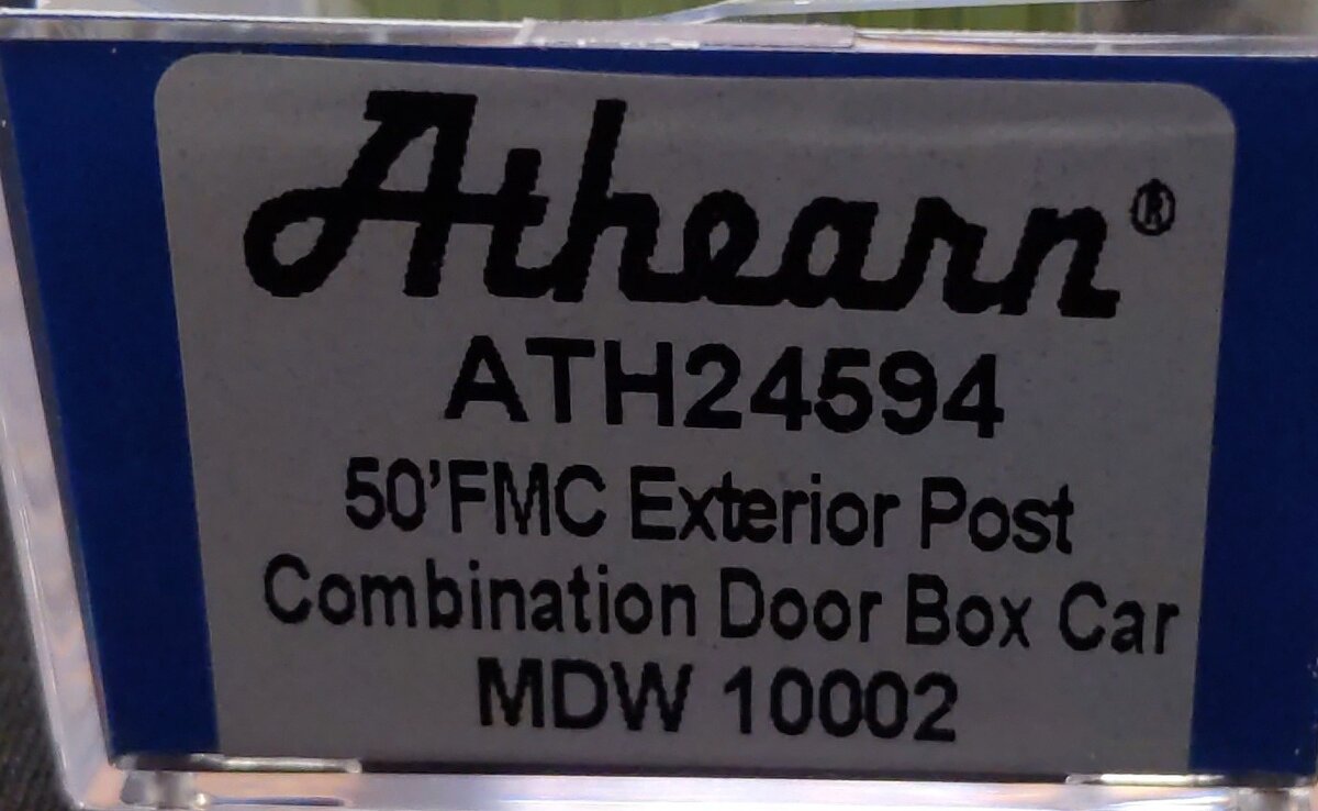 Athearn 24594 N Minnesota Dakota and Western 50' FMC Combo Door Box #10002
