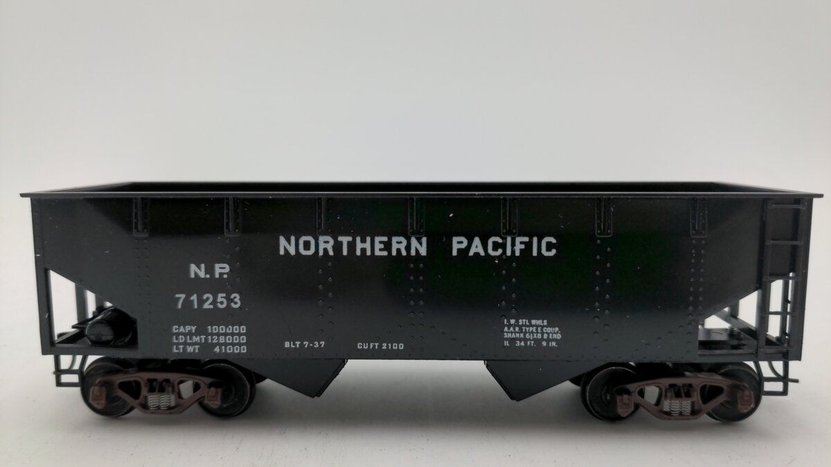 American Models 3254 S Scale Northern Pacific Hopper #71253 EX/Box
