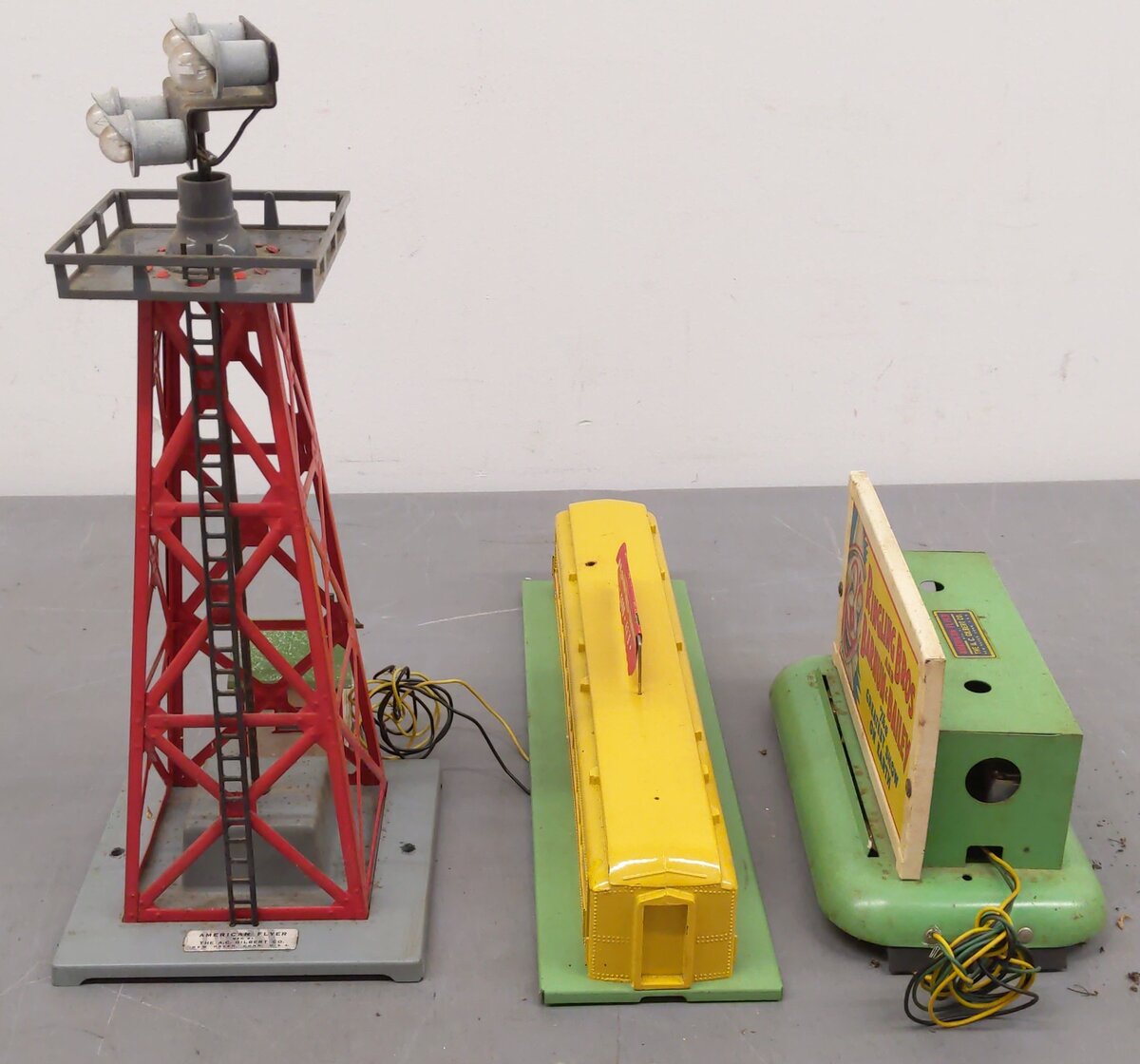 American Flyer Vintage S Gauge Accessories #774,780,767,577 [4] VG