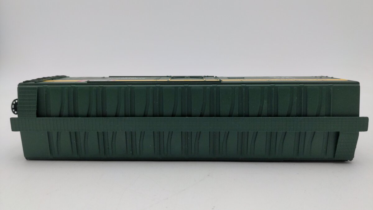 American Models 2223 S Scale Burlington Express Reefer #79227 VG/Box