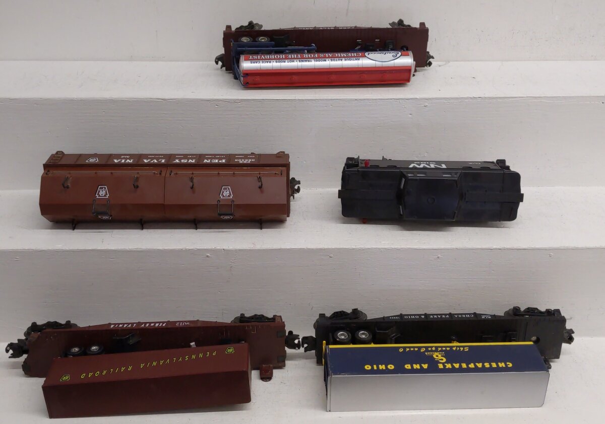 Lionel Assorted O Gauge Freight Cars [5] VG
